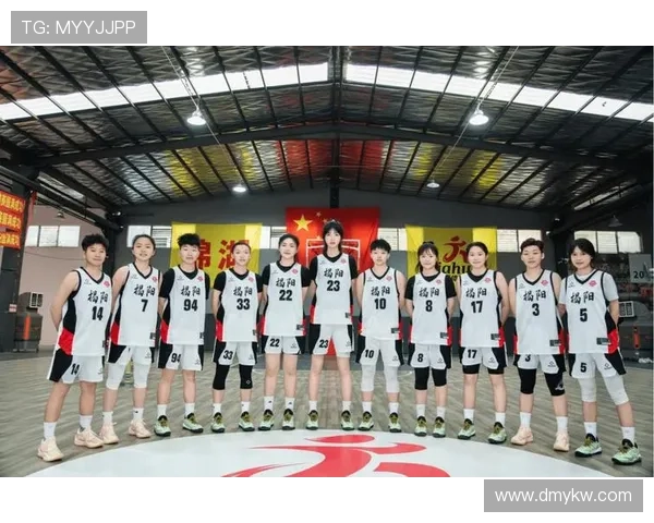 广州篮球队在篮球配合排行榜中荣获第七名展现团队实力与默契 广州篮球队在篮球配合排行榜中荣获第七名展现团队实力与默契