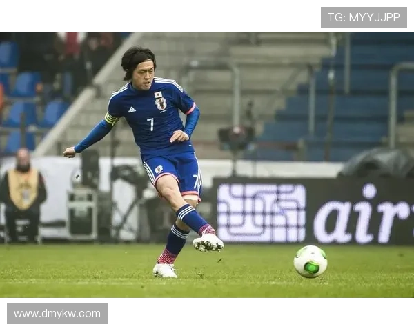 日本高中足球明星后卫的成长之路与未来发展展望