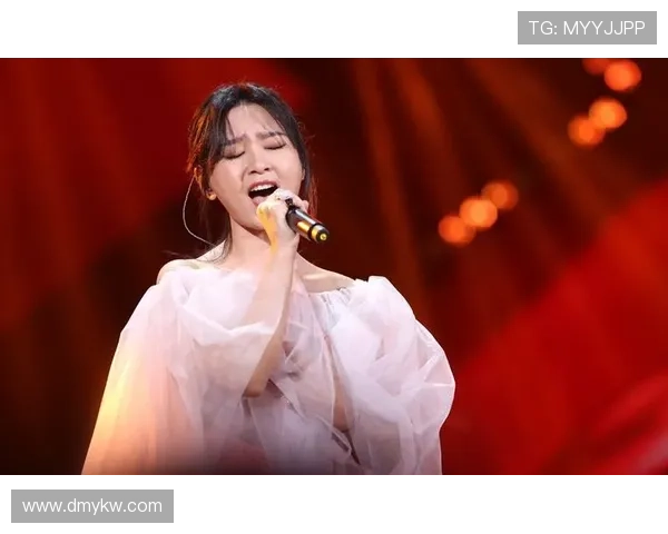 足球明星周笔畅:从音乐舞台到绿茵场的传奇之路与梦想追逐 足球明星周笔畅:从音乐舞台到绿茵场的传奇之路与梦想追逐